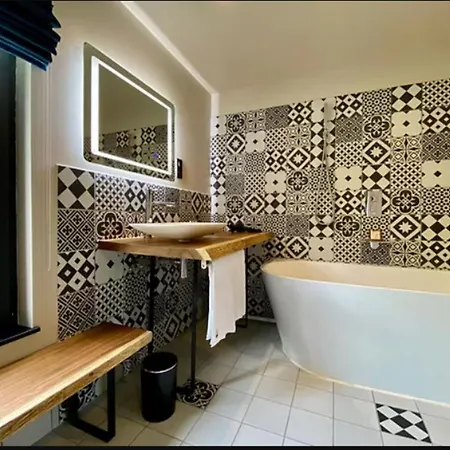 Le Moulin Fouret 3* Saint-Aubin-le-Vertueux