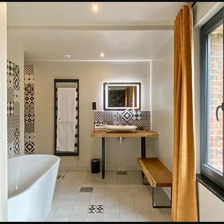 Le Moulin Fouret Отель Saint-Aubin-le-Vertueux