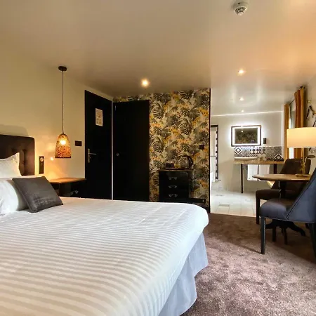 Отель Le Moulin Fouret